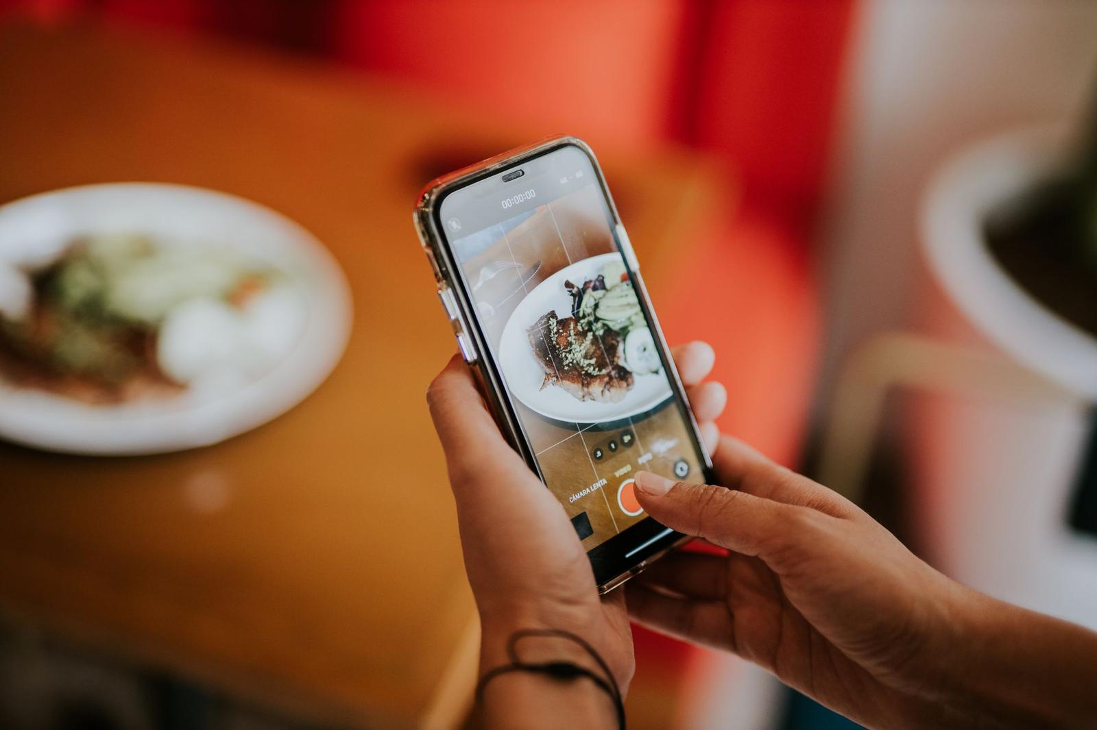Setting up an ordering page together at a table